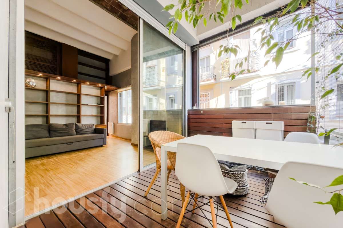 Flat for sale in Passatge de Bosch i Labrús, El Poblenou