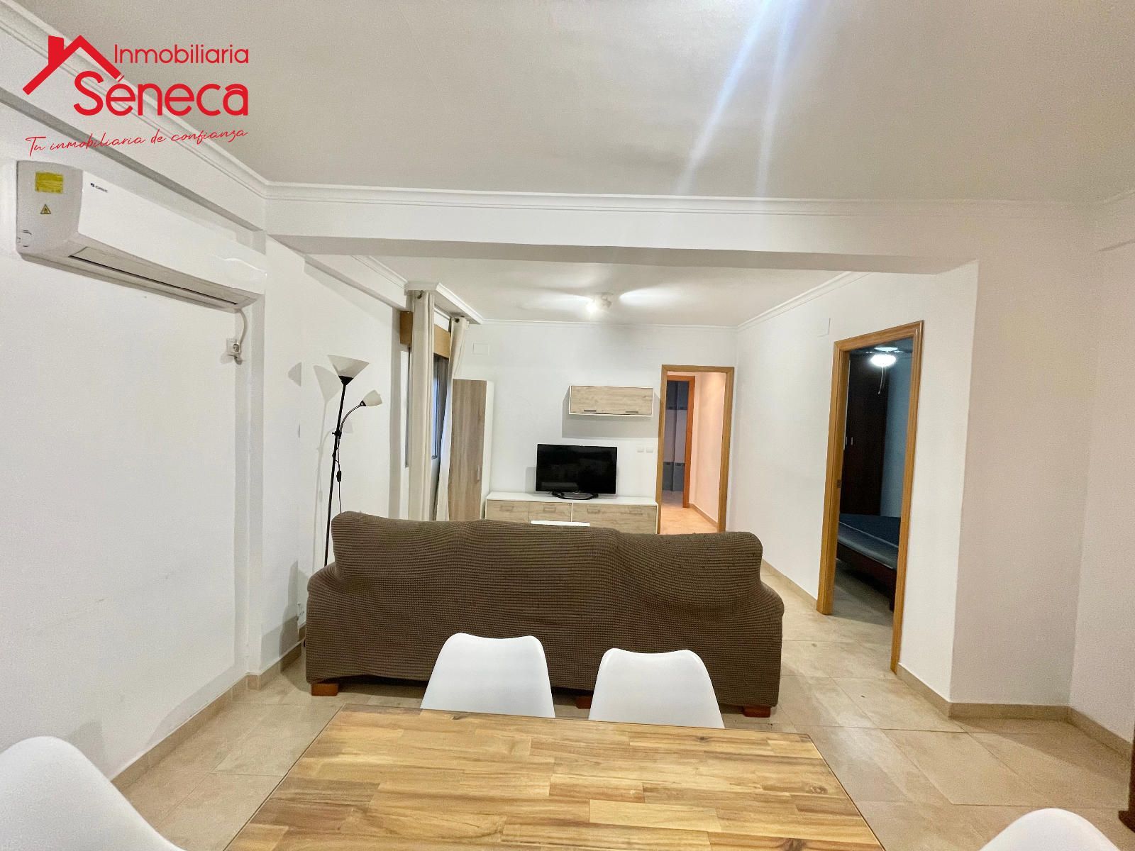 Sala d'estar de Pis en venda en  Córdoba Capital amb Aire condicionat, Calefacció i Terrassa