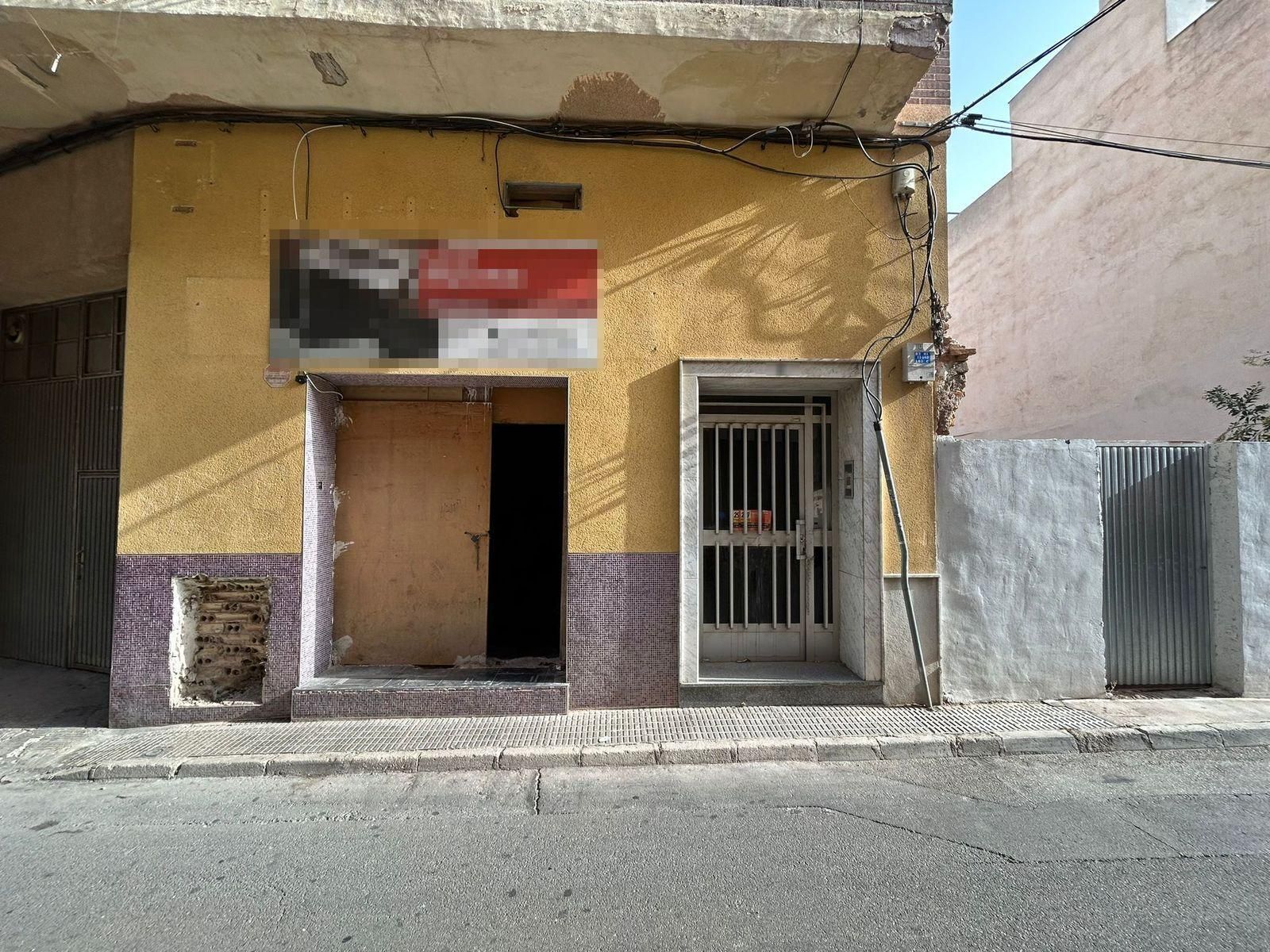 Vista exterior de Local en venda en  Murcia Capital amb Terrassa