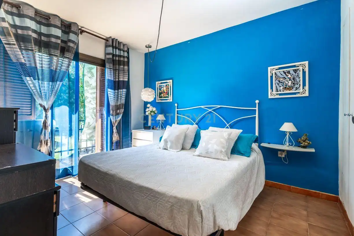 Bedroom of Apartments for sale in El Vendrell  with Air Conditioner and Oven