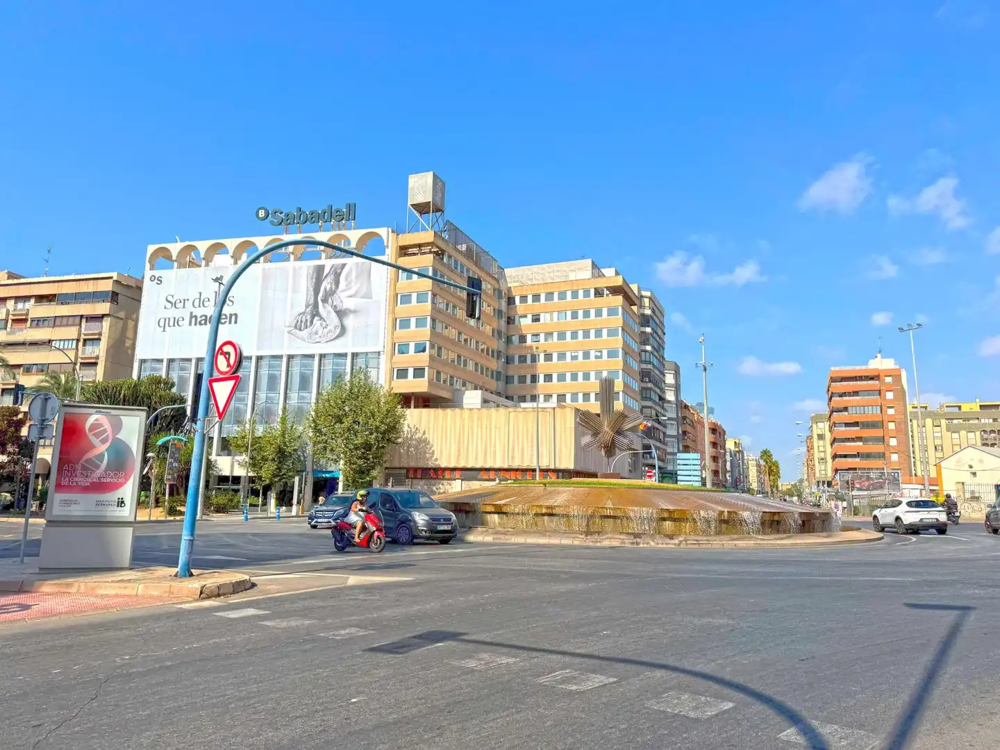 Außenansicht von Geschaftsraum zur Miete in Alicante / Alacant mit Klimaanlage, Terrasse und Möbliert
