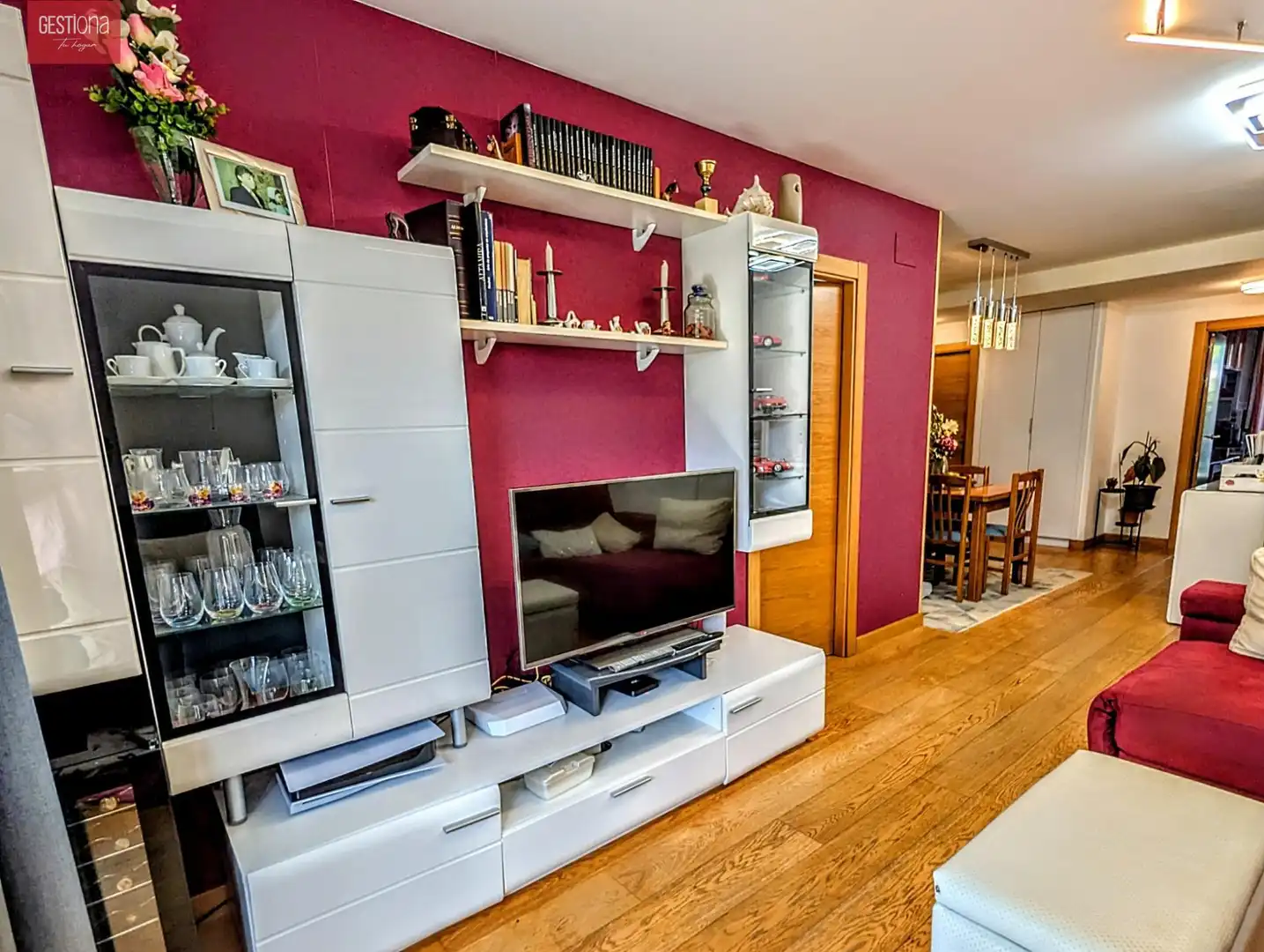 Sala d'estar de Planta baixa en venda en Santander amb Calefacció, Jardí privat i Terrassa