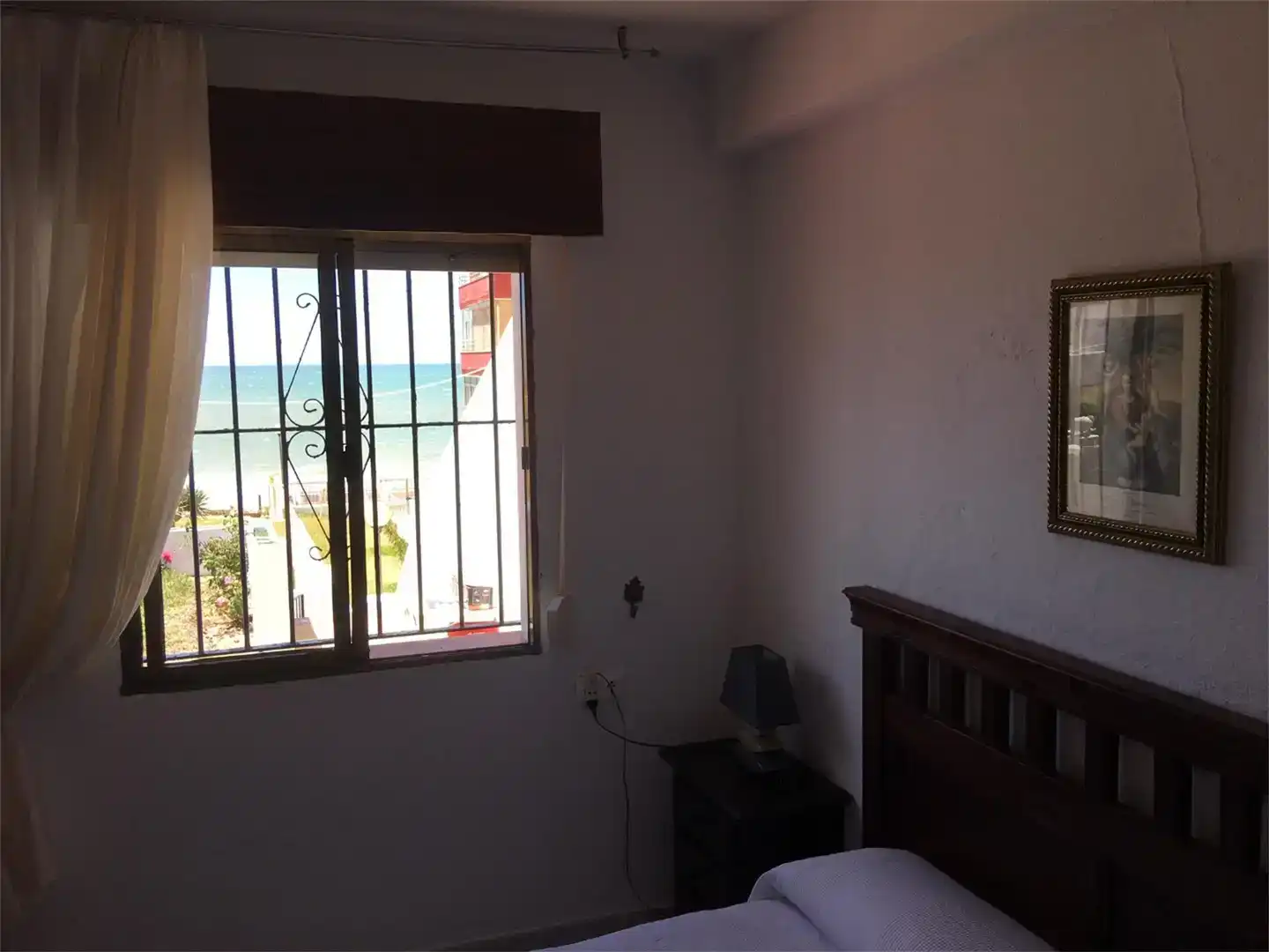 Dormitori de Casa o xalet de lloguer en Almonte amb Jardí privat, Traster i Moblat