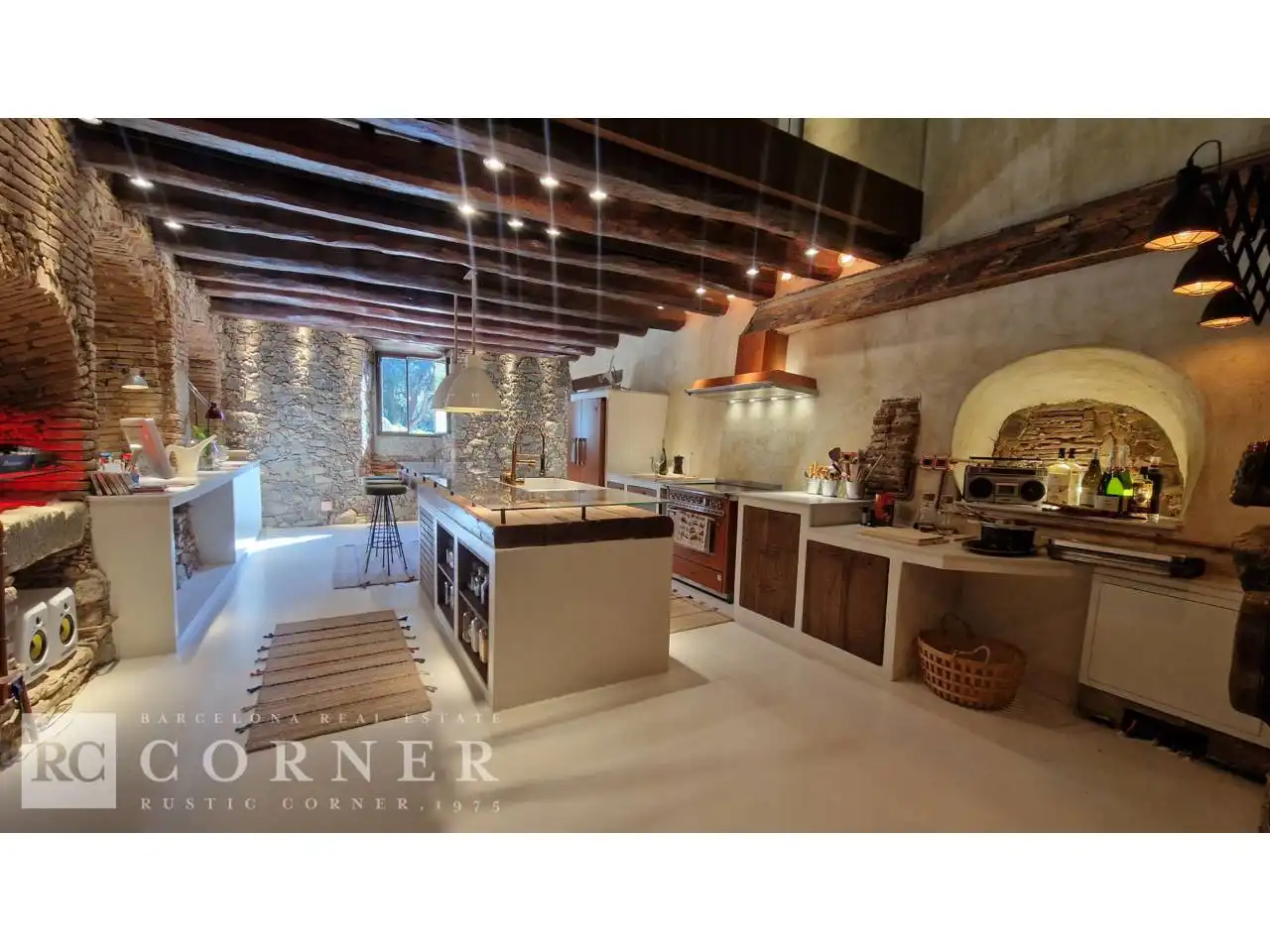 Cocina de Finca rústica en venta en Dosrius poble