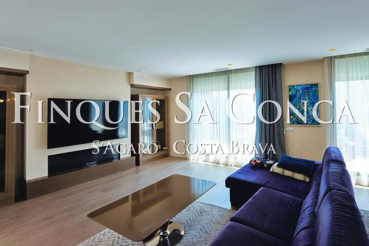 Sala d'estar de Dúplex en venda en Barcelona amb Aire condicionat, Calefacció i Terrassa