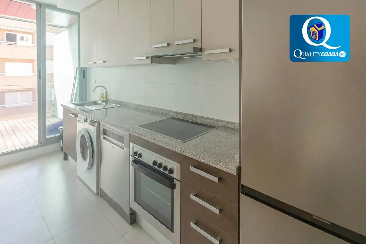 Apartment with terrace for sale in Centro