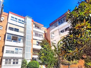 Flat with lift for sale in Calle Motilla del Palancar