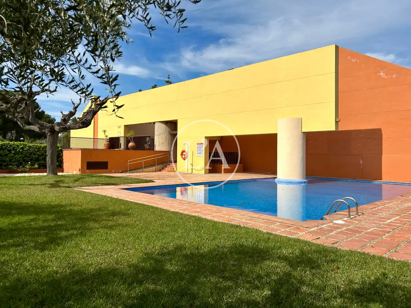 Swimming pool of Detached homes for sale in Cambrils  with Air Conditioner, Heating and Private garden