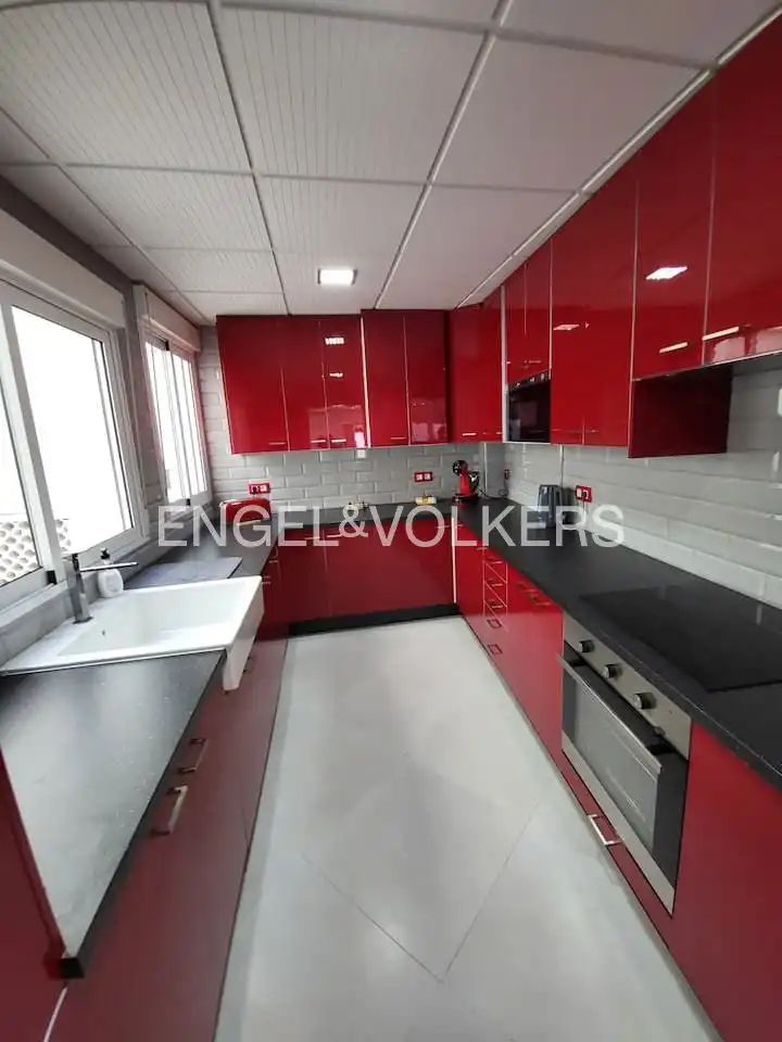 Cocina de Piso de alquiler en Torrevieja con Aire acondicionado, Calefacción y Balcón