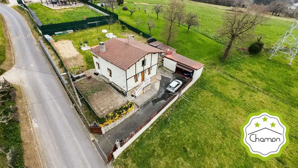 Außenansicht von Country house zum Verkauf in Erandio mit Heizung, Privatgarten und Terrasse