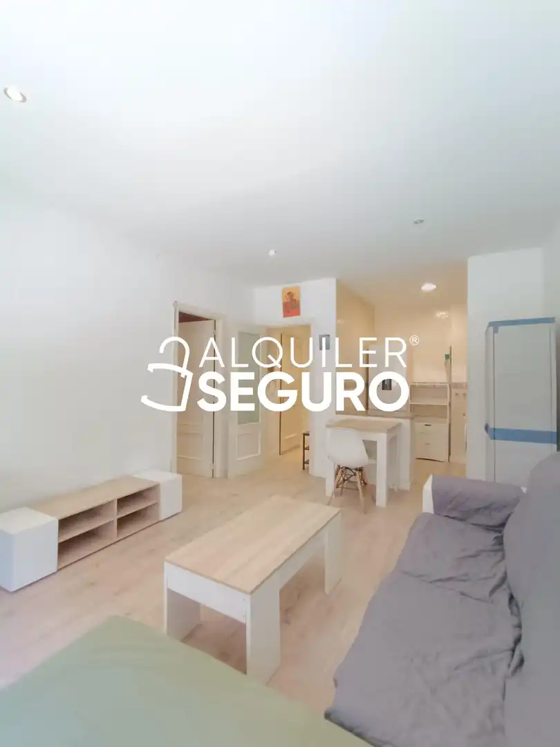 Sala d'estar de Pis de lloguer en Valdemoro amb Calefacció i Moblat