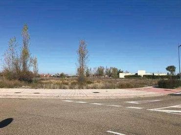 Terreno rustico in vendita a CL RIO EBRO