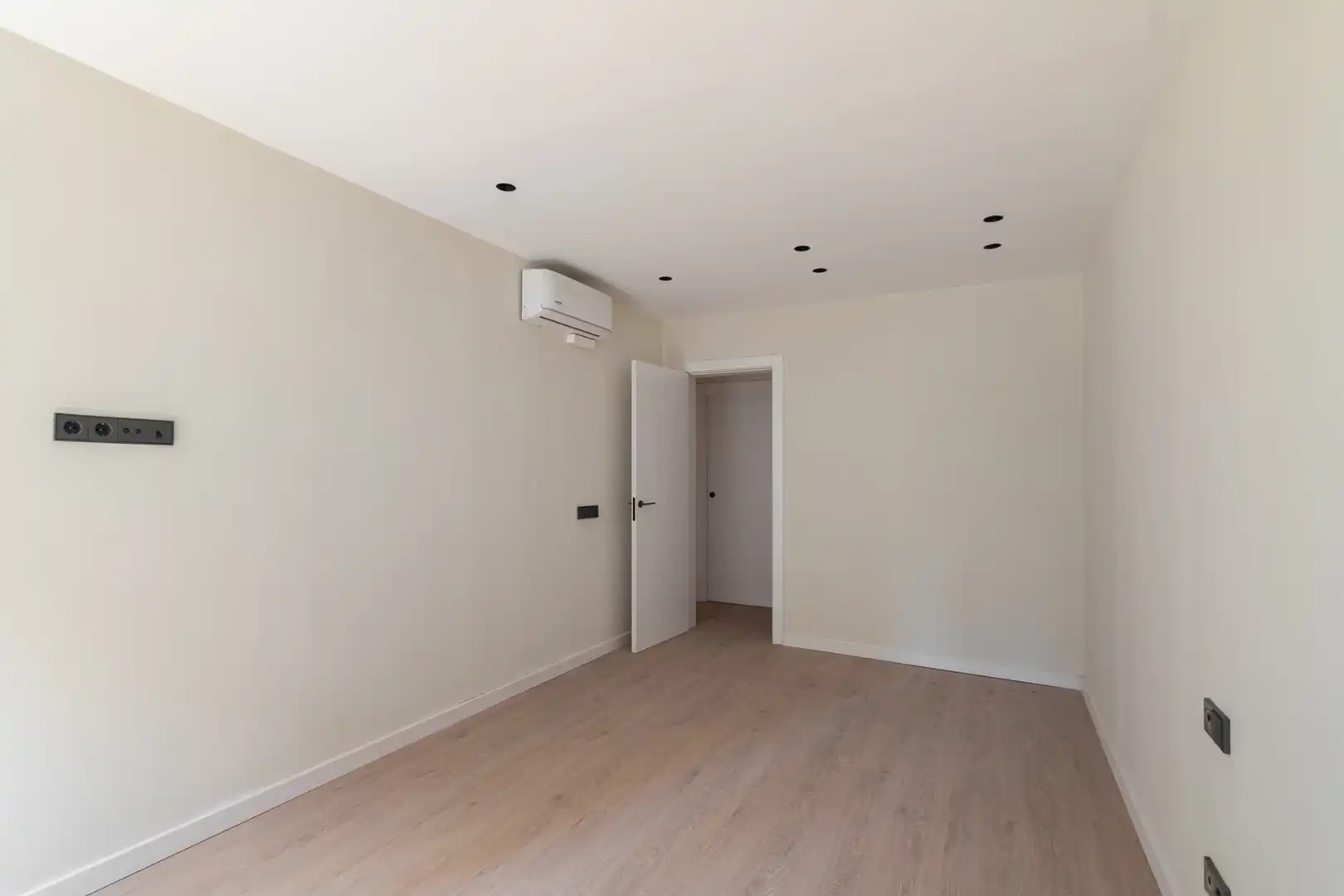 Piso con terraza en venta en Carretera de Barcelona 192, imagen 8