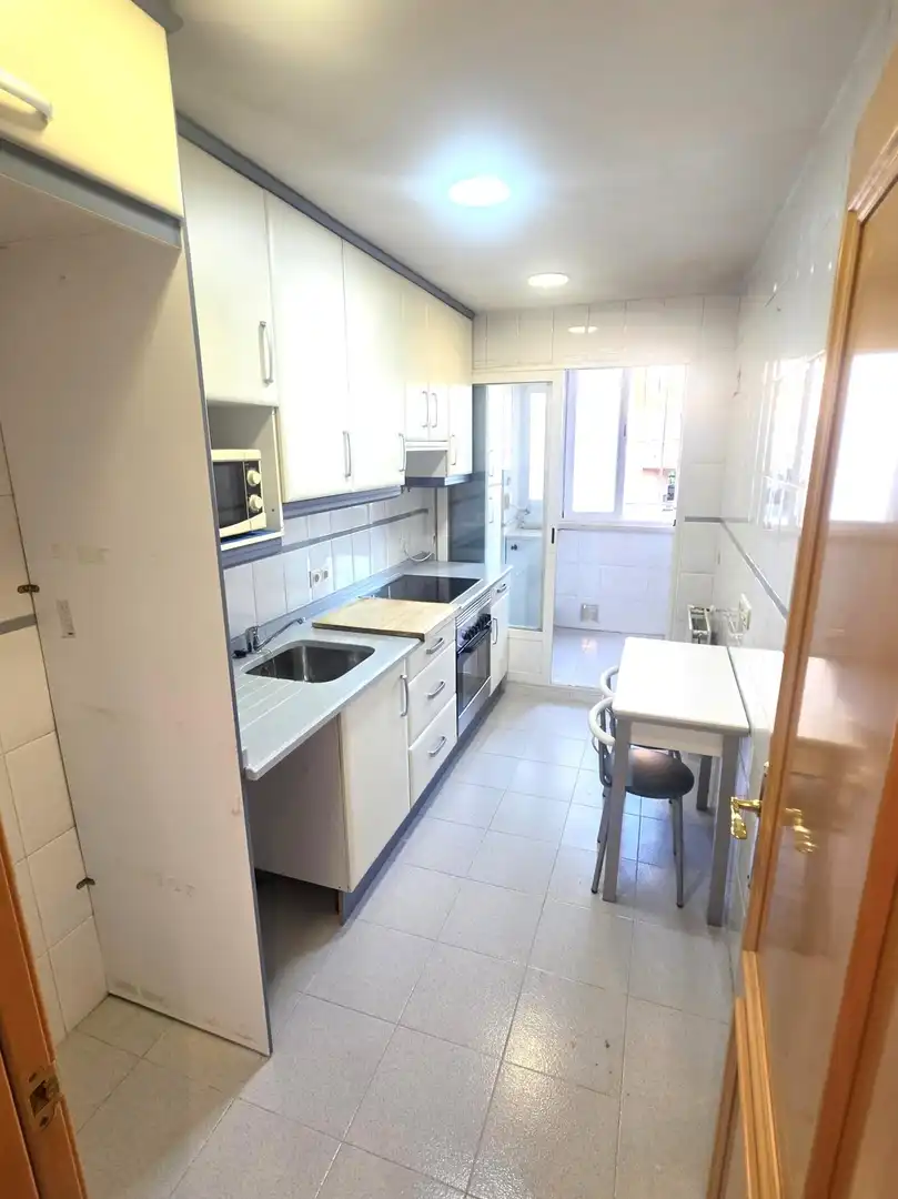 Küche von Wohnung zum Verkauf in Leganés mit Klimaanlage, Heizung und Parkett