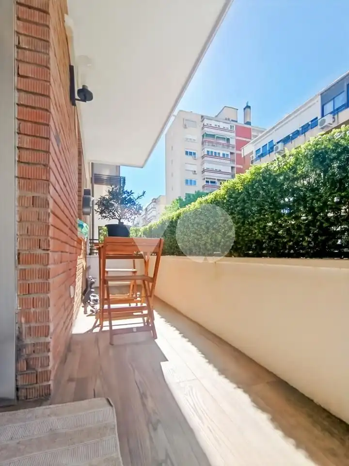 Terrassa de Pis en venda en Madrid amb Aire condicionat, Calefacció i Terrassa