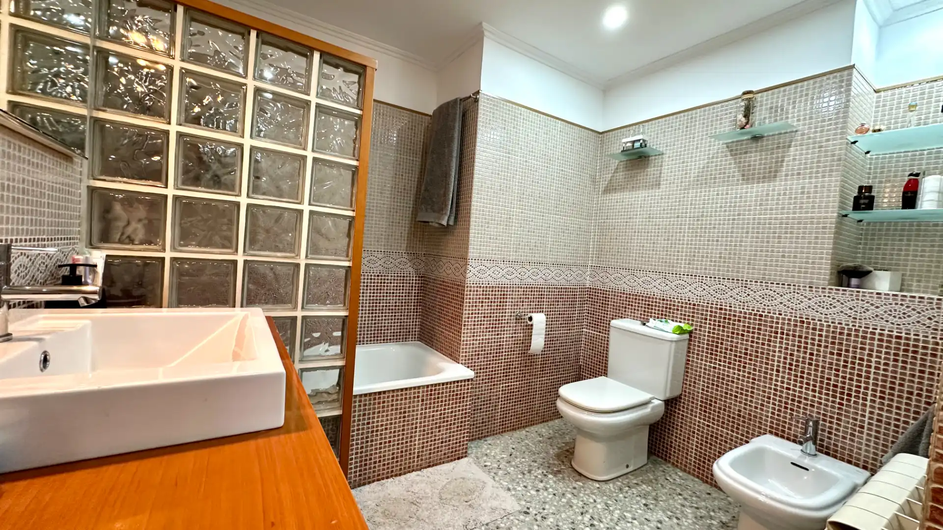 Flat with terrace for sale in Can Clos - Pinetons, imagen 10