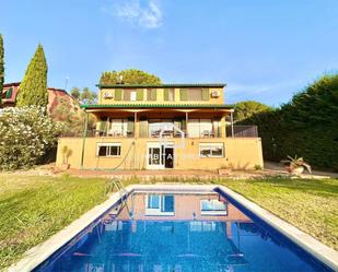 Vista exterior de Casa o xalet en venda en Sant Julià de Ramis amb Aire condicionat, Calefacció i Jardí privat