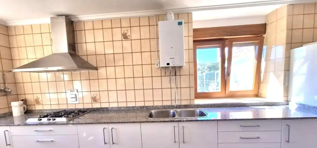 Cuina de Casa o xalet de lloguer en Noja amb Jardí privat i Terrassa