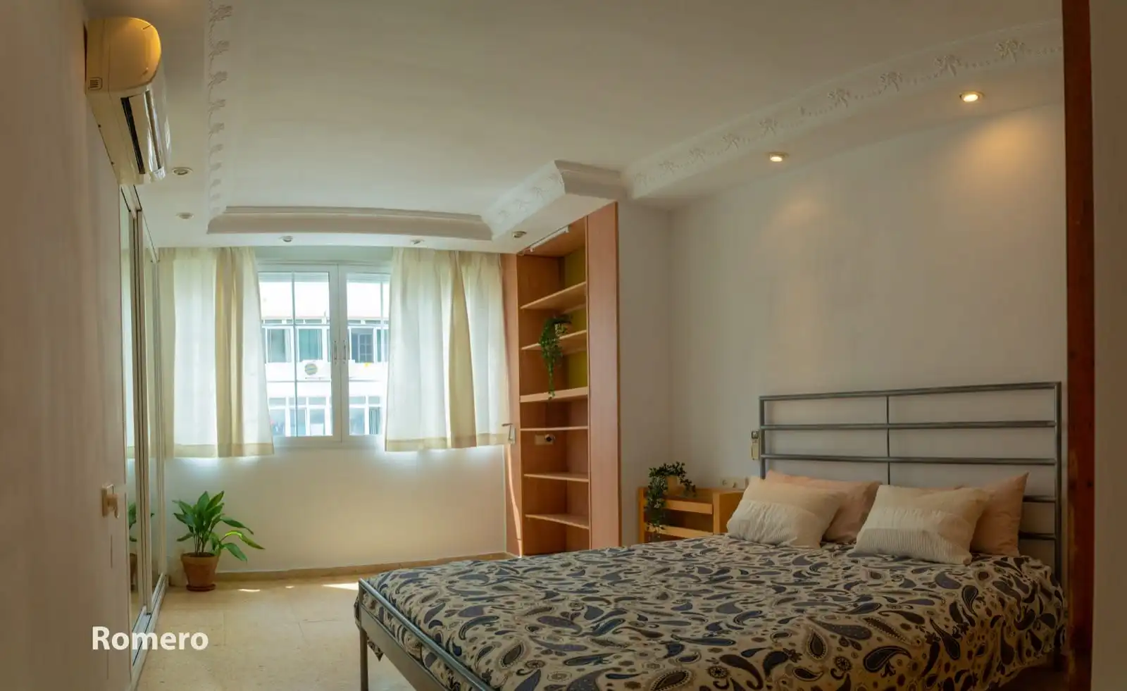 Bedroom of Flat for rent in Málaga  with Air Conditioner, Terrace and Furnished