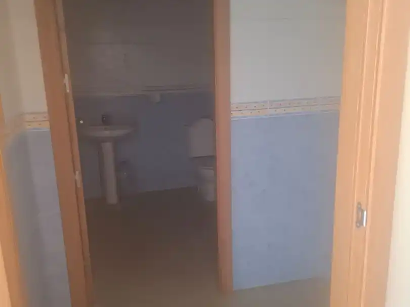 Baño de Oficina en venta en Alcázar de San Juan con Aire acondicionado y Calefacción
