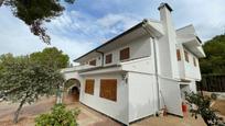 Vista exterior de Casa o xalet en venda en Llíria amb Aire condicionat, Calefacció i Jardí privat