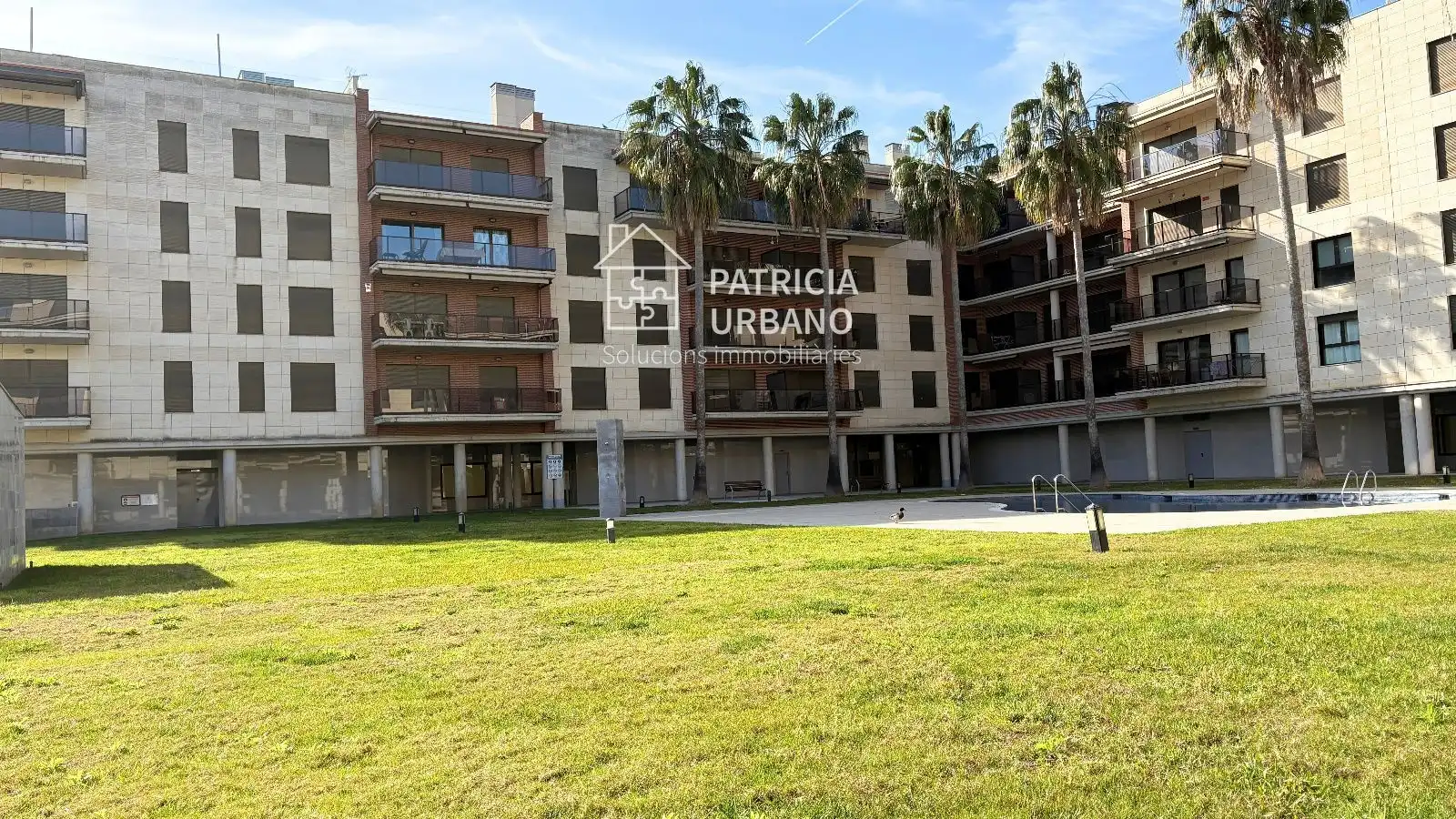 Exterior view of Flat for sale in Cambrils  with Air Conditioner, Heating and Parquet flooring