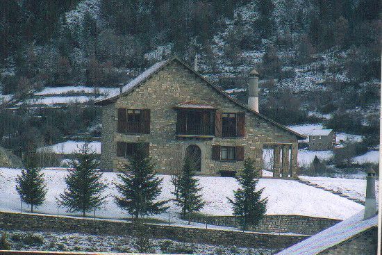 Exterior view of House or chalet for sale in Valle de Hecho  with Private garden, Terrace and Furnished