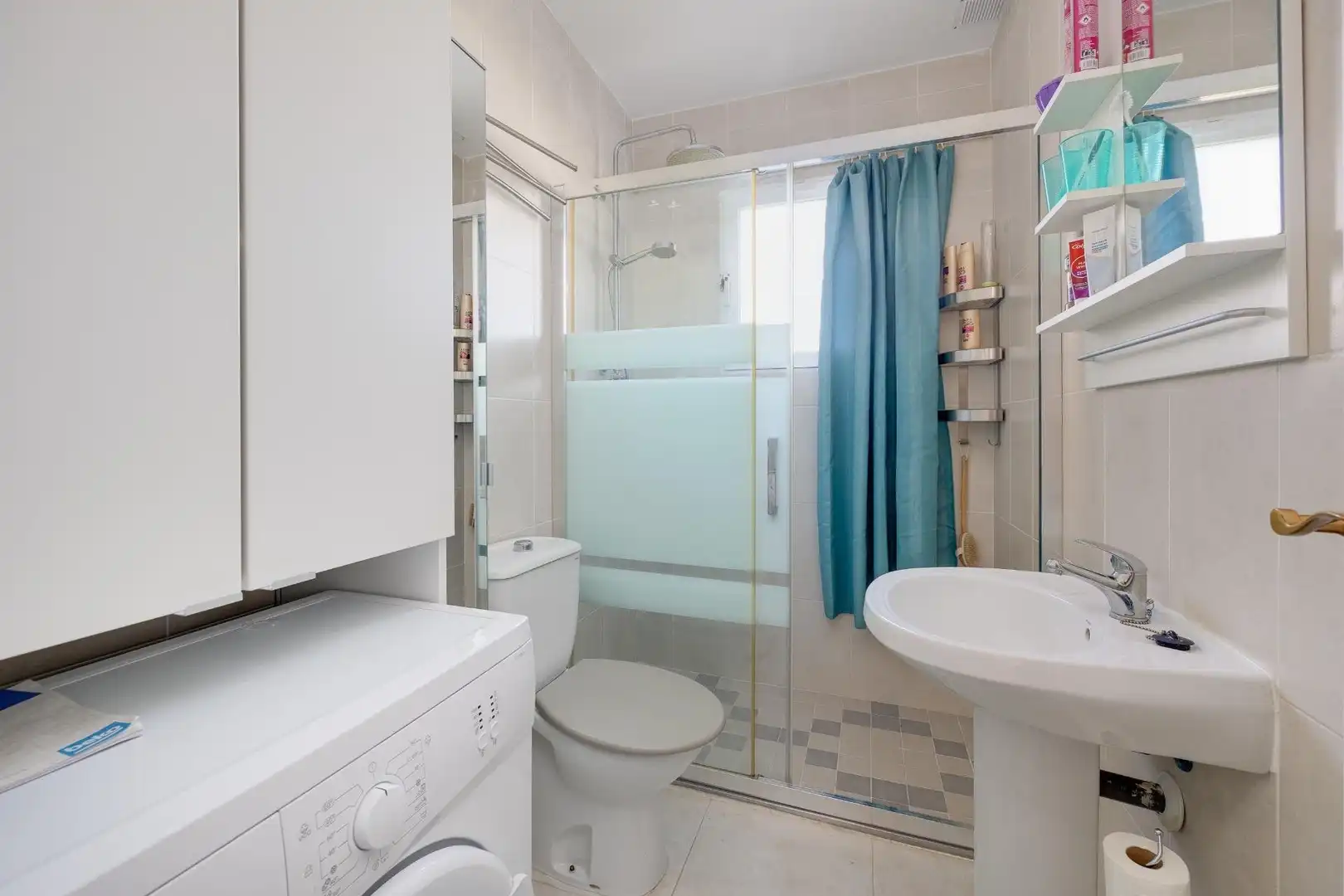 Bany de Casa o xalet en venda en Torrevieja amb Aire condicionat, Piscina i Moblat