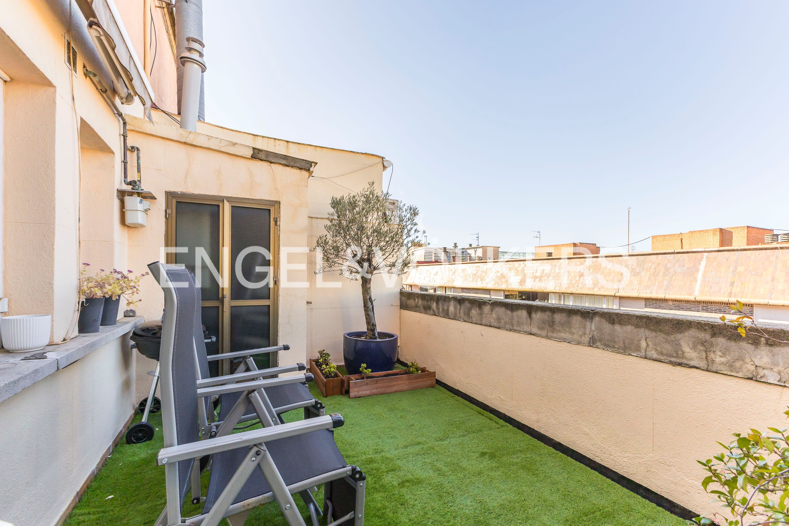 Terrassa de Apartament de lloguer en  Madrid Capital amb Aire condicionat, Calefacció i Terrassa
