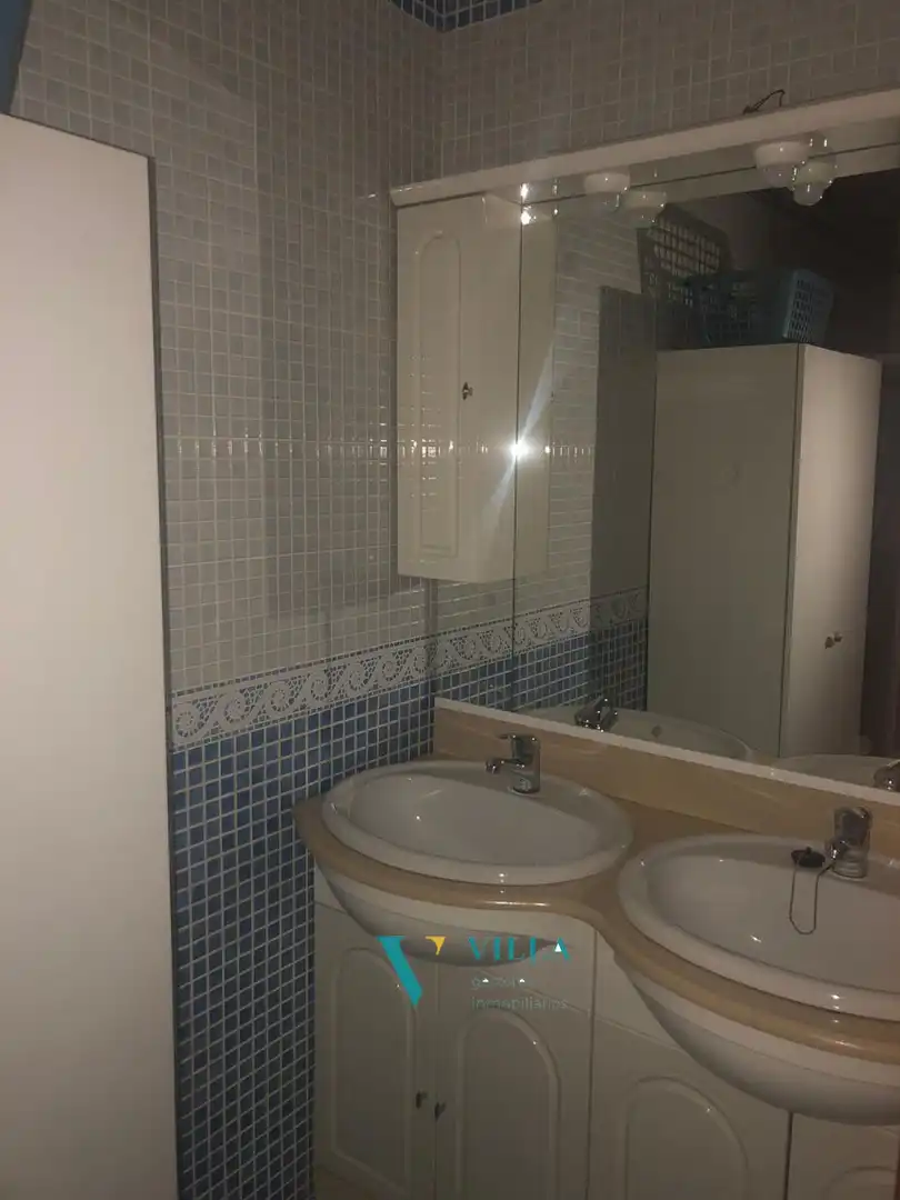 Bany de Pis en venda en Alcalá de Guadaira amb Aire condicionat