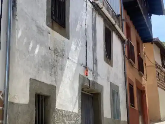 Vista exterior de Piso en venta en Pasarón de la Vera
