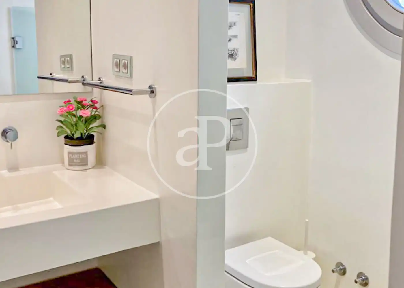 Baño de Casa o chalet de alquiler en Madrid con Aire acondicionado, Calefacción y Jardín privado