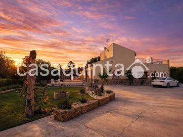 Villa in vendita a Diseminado Cebadas