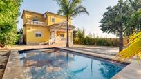 Piscina de Casa o xalet en venda en La Pobla de Vallbona amb Aire condicionat, Calefacció i Jardí privat