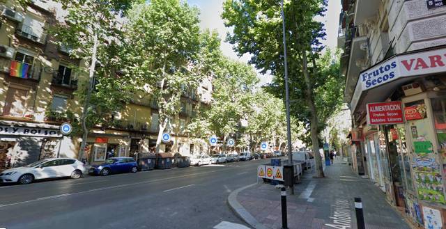 Local comercial en Venta en Calle de Antonio López en Moscardó