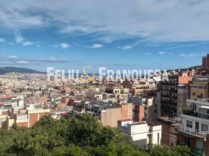 Exterior view of Flat for sale in  Barcelona Capital  with Terrace
