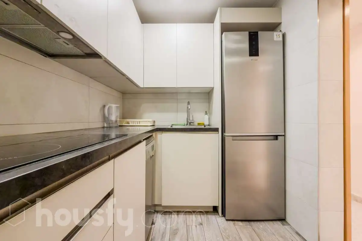 Cocina de Planta baja en venta en Barcelona con Aire acondicionado, Calefacción y Amueblado