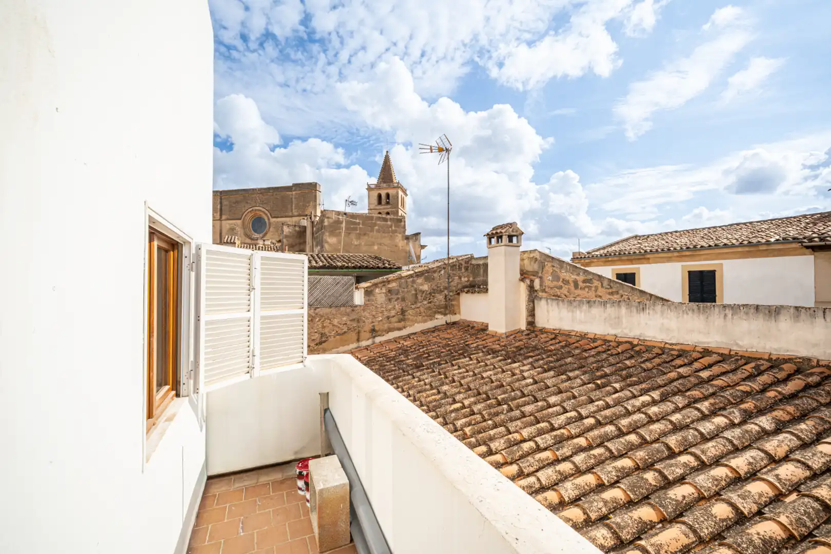 Exterior view of Buildings for sale in Porreres