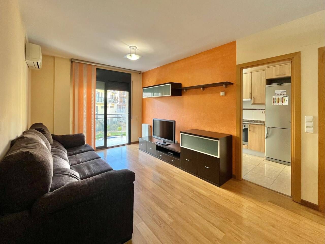 Vista exterior de Pis de lloguer en Sant Pere de Riudebitlles amb Aire condicionat, Calefacció i Parquet