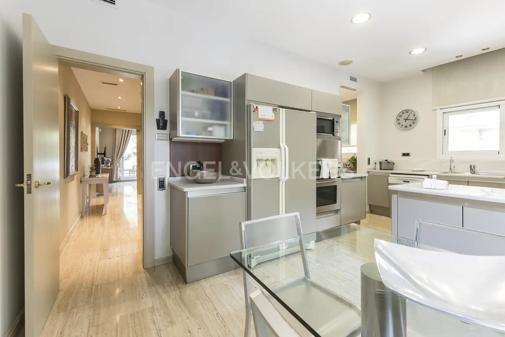 Cocina de Casa o chalet en venta en Barcelona con Aire acondicionado, Calefacción y Jardín privado