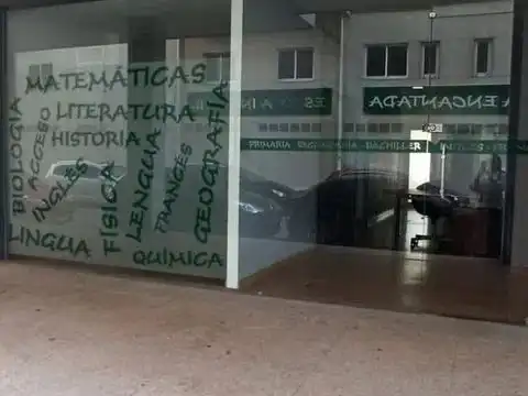 Local de lloguer en Cambre 