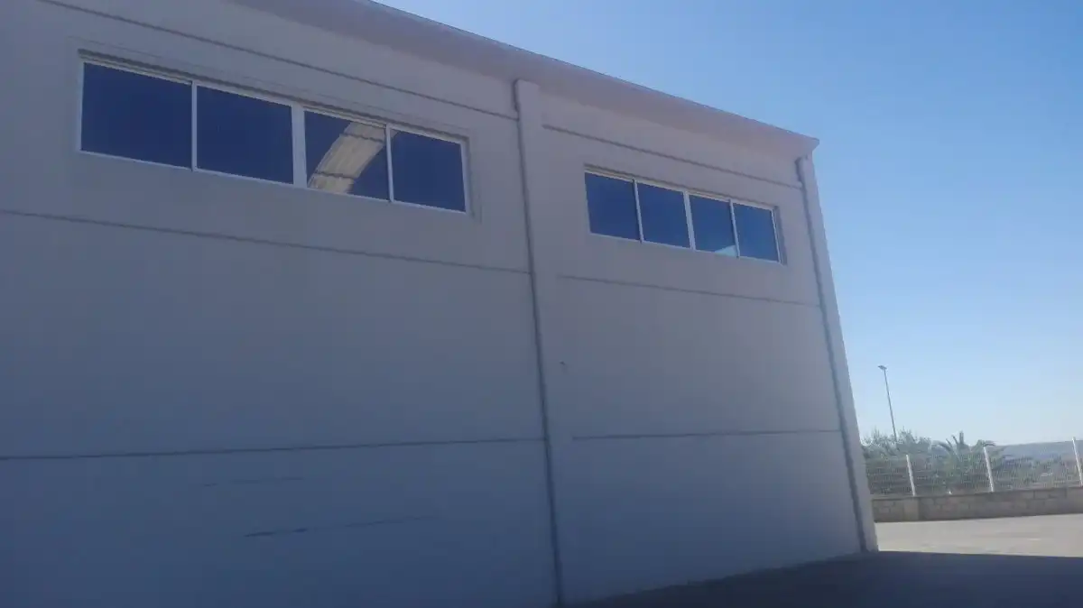 Industriegebäude zum Verkauf in Móra d'Ebre, imagen 2