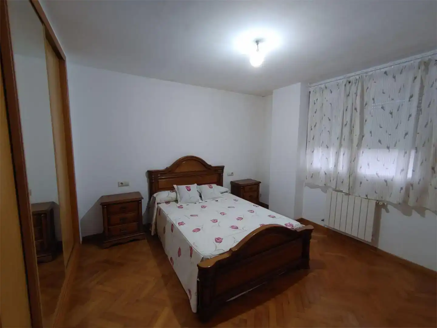 Dormitori de Pis en venda en Carballo amb Jardí privat i Parquet