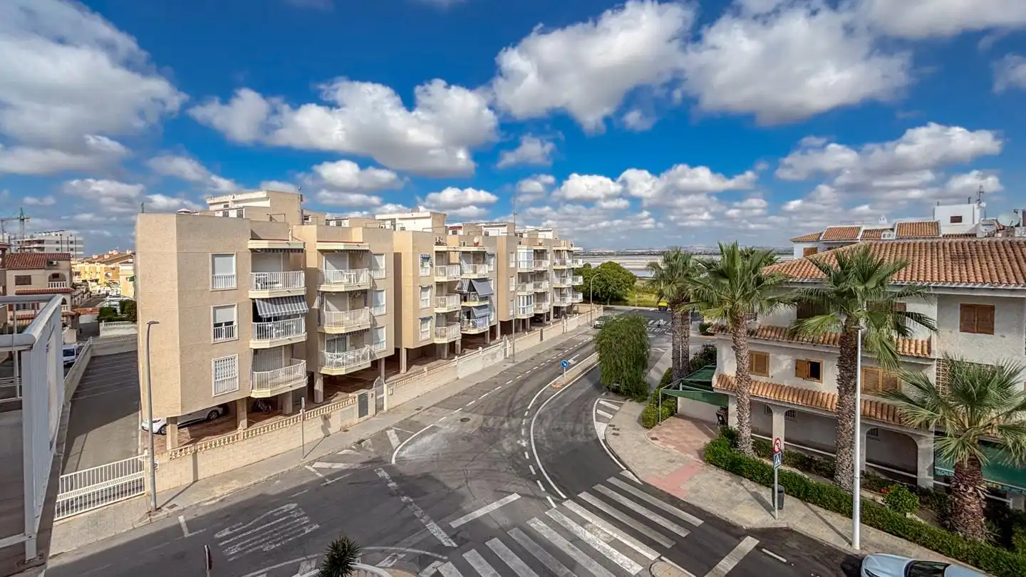 Vista exterior de Apartamento en venta en Santa Pola con Aire acondicionado, Terraza y Piscina