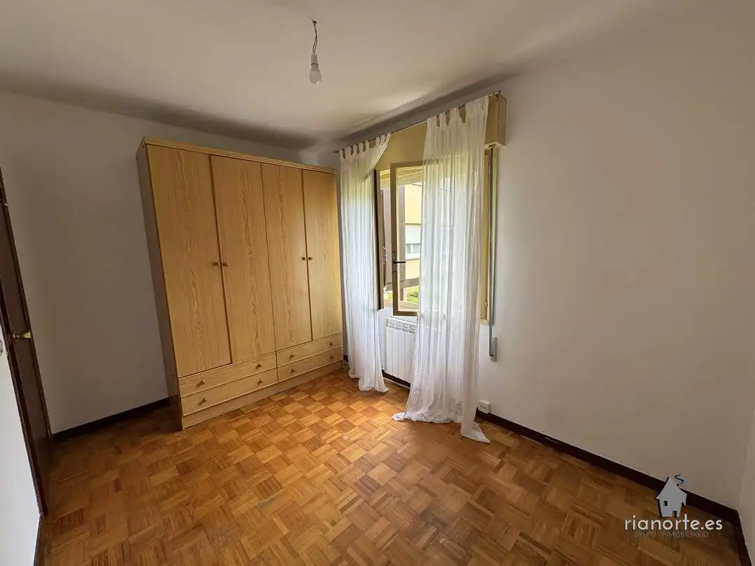 Habitación de Piso en venta en Ribadesella con Calefacción