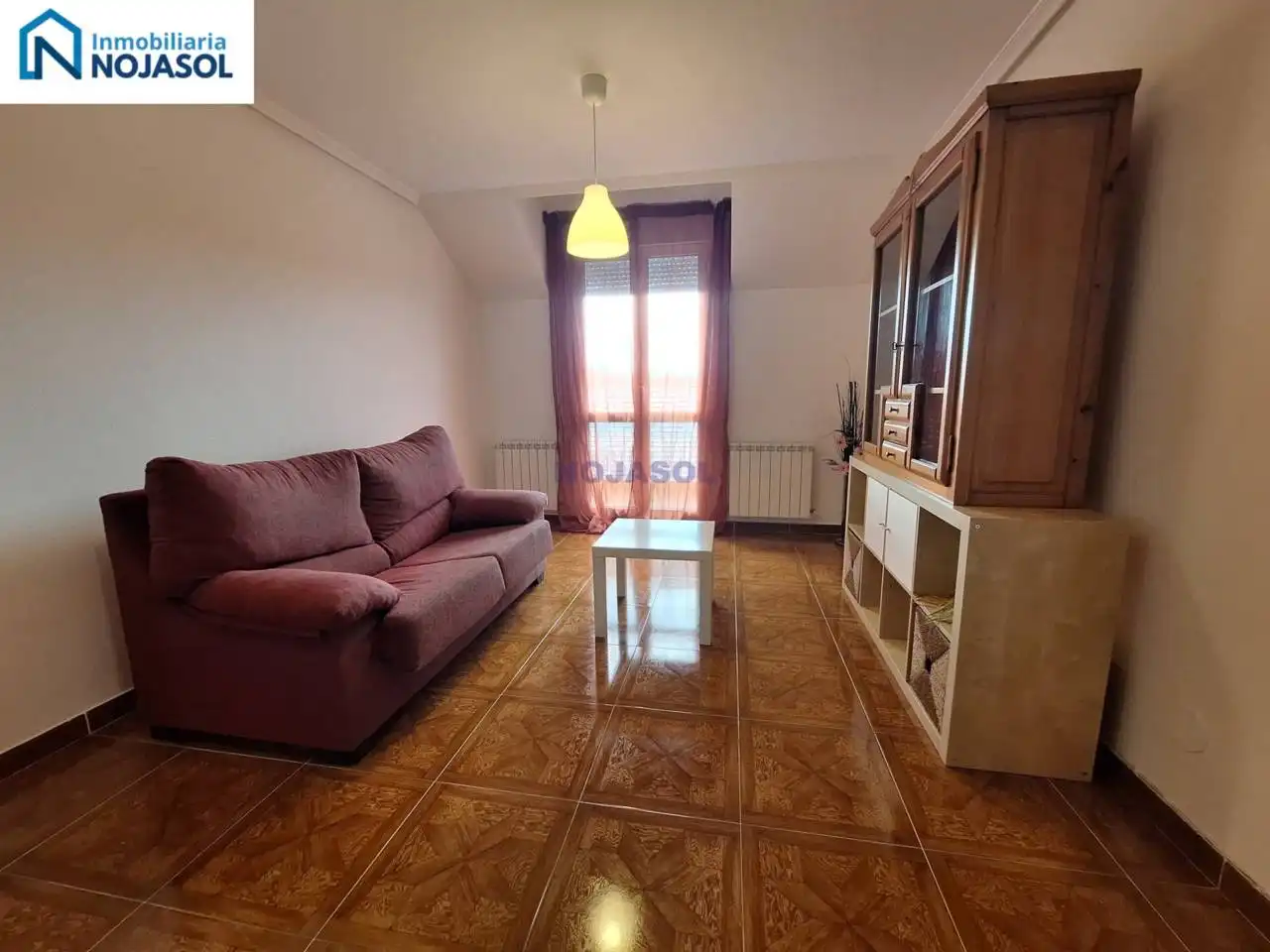 Sala de estar de Apartamento en venta en Meruelo con Calefacción, Terraza y Amueblado
