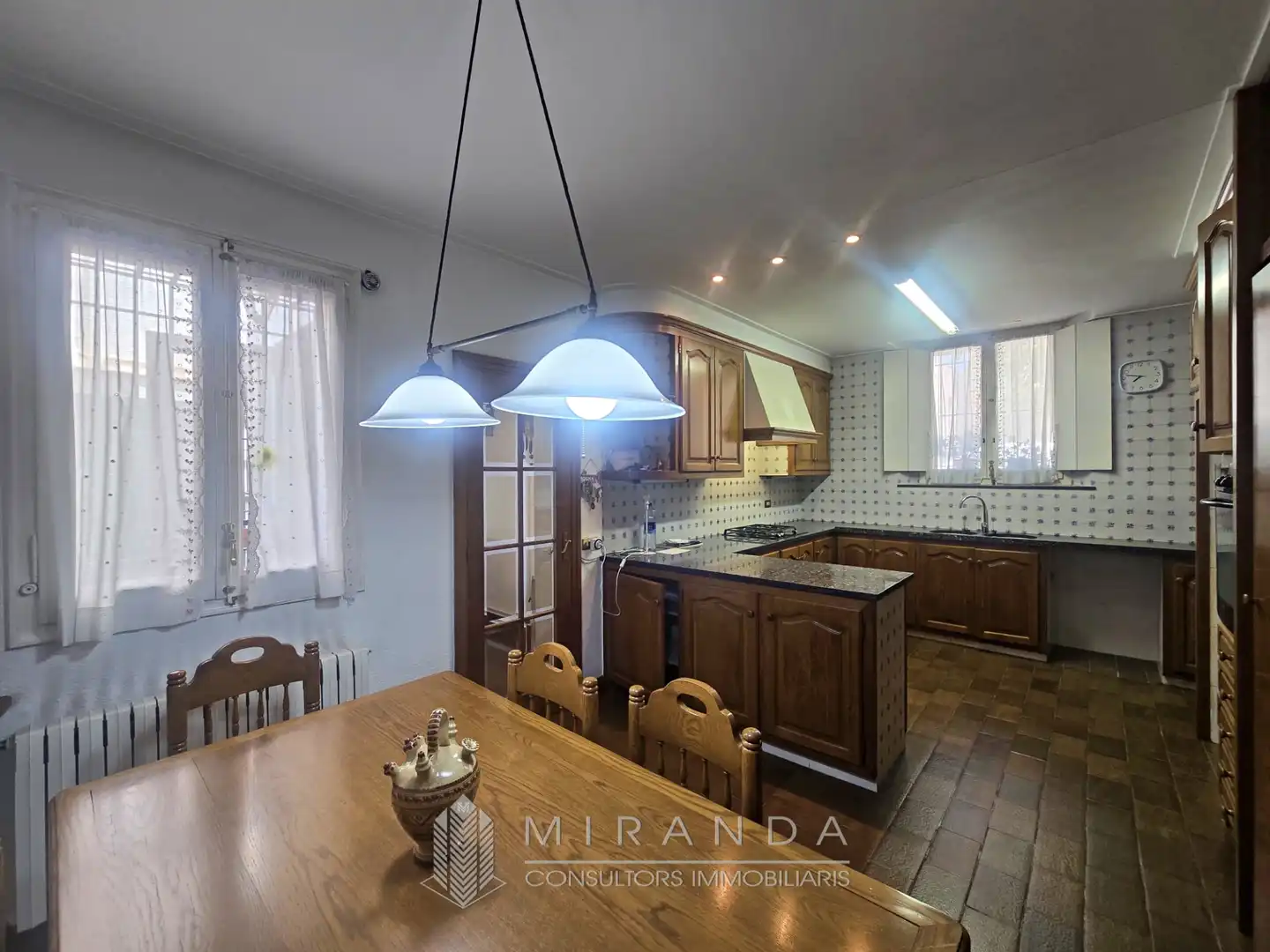 Cocina de Casa o chalet en venta en Les Franqueses del Vallès con Calefacción, Jardín privado y Terraza