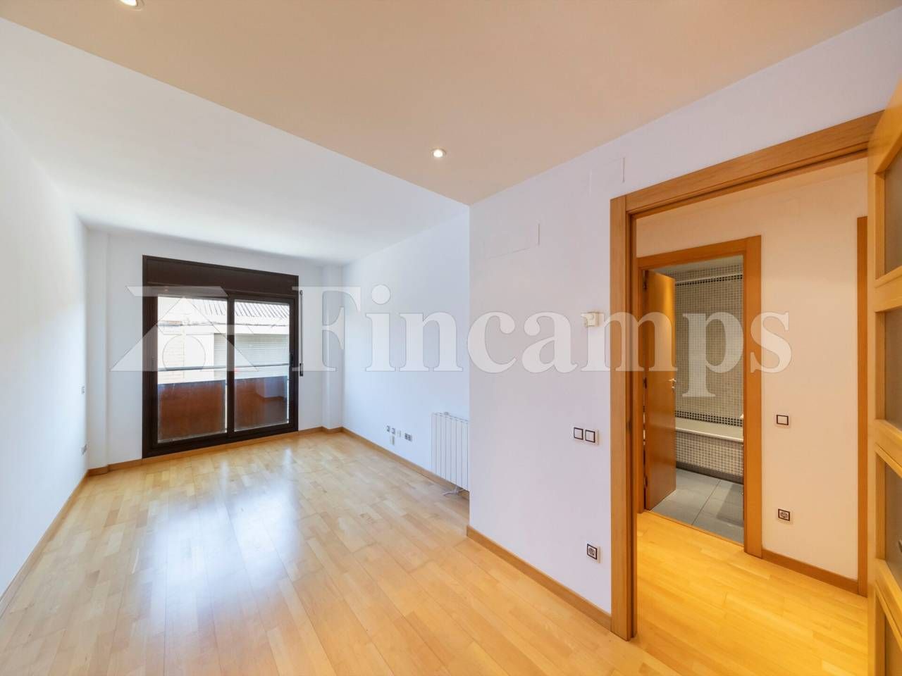 Dormitori de Apartament en venda en Sabadell amb Traster
