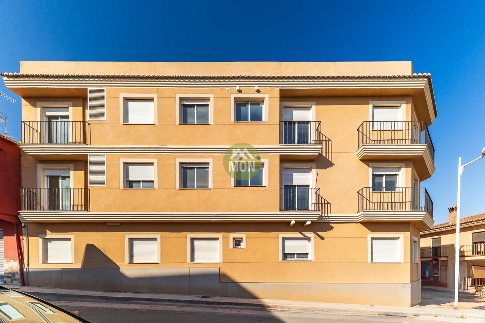 Flat for sale in Montserrat
