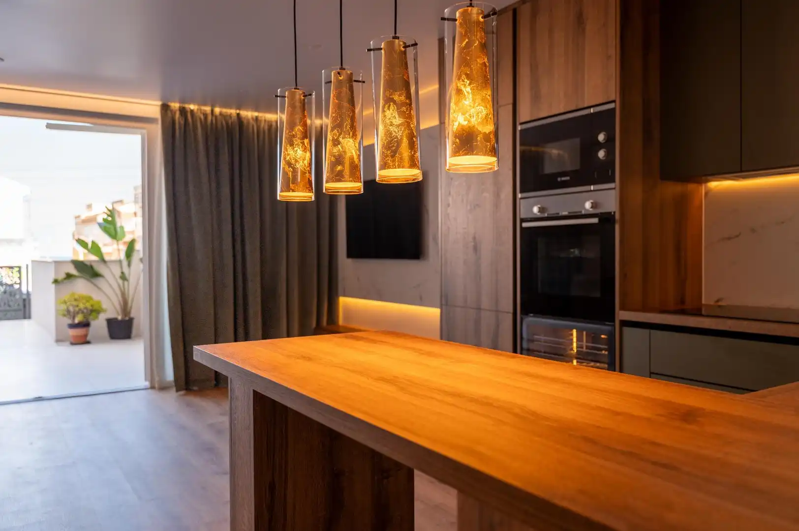 Bungalow con jardín en venta en Paseo DE LOS CONQUISTADORES